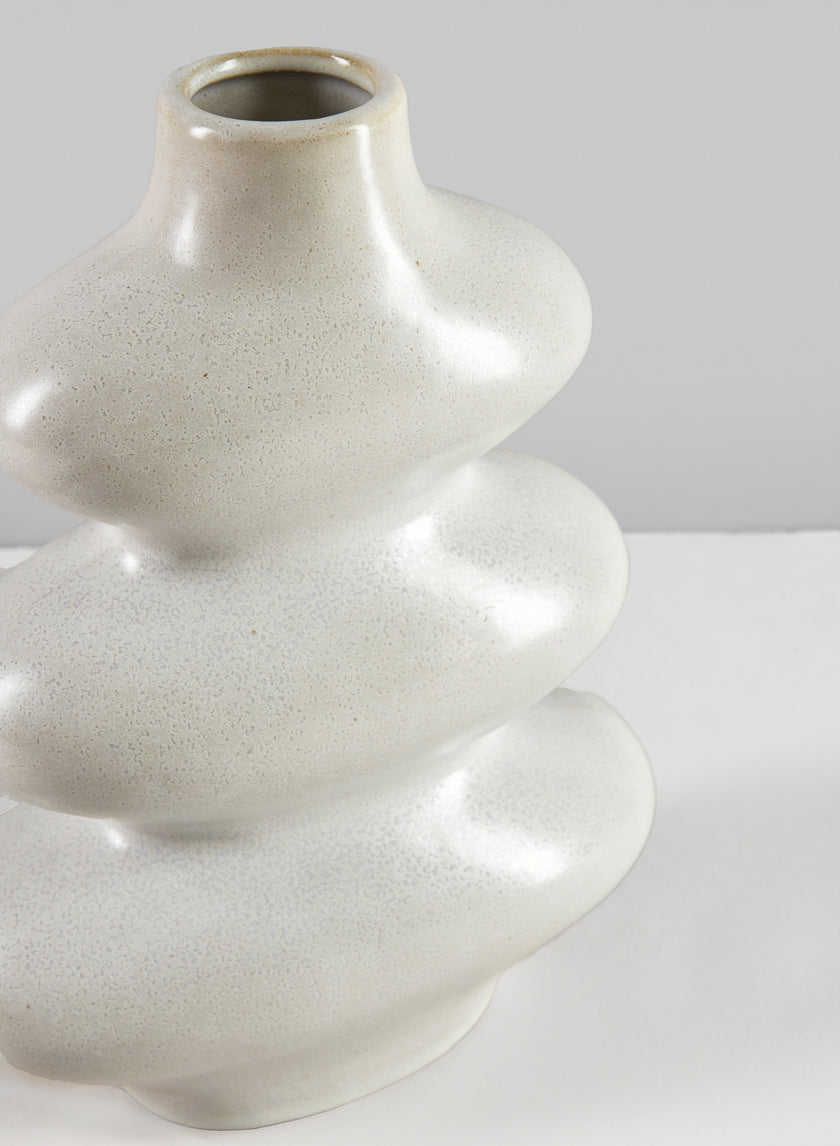 9in Tall Nuage Deco Ceramic Vase Decor Jamaligarden