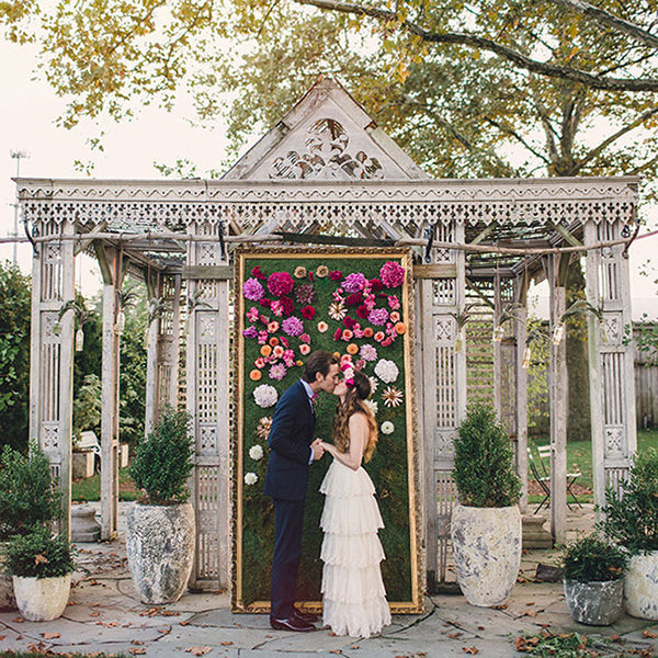 Vintage Wedding Ideas: From The Wedding Ceremony To The Wedding Cake