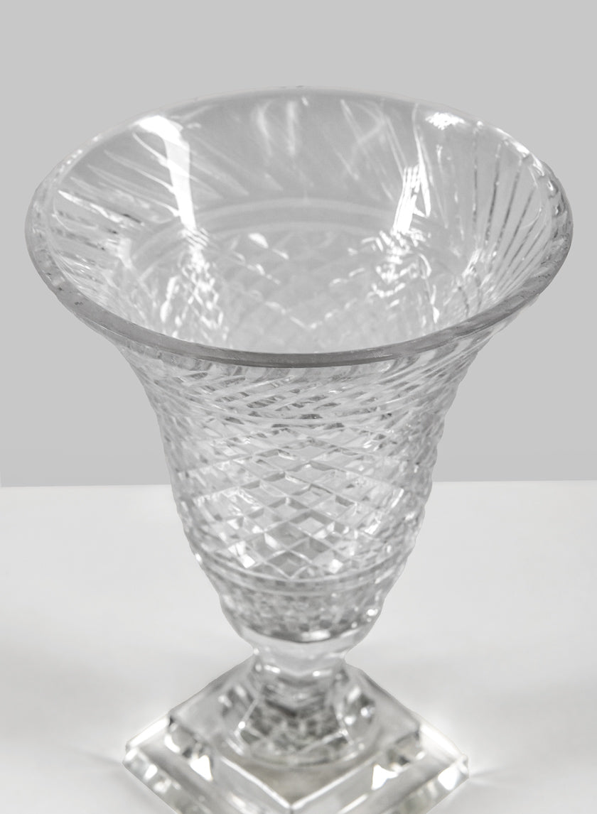 Harem Cut Work Crystal Glass Urn Decor Jamaligarden
