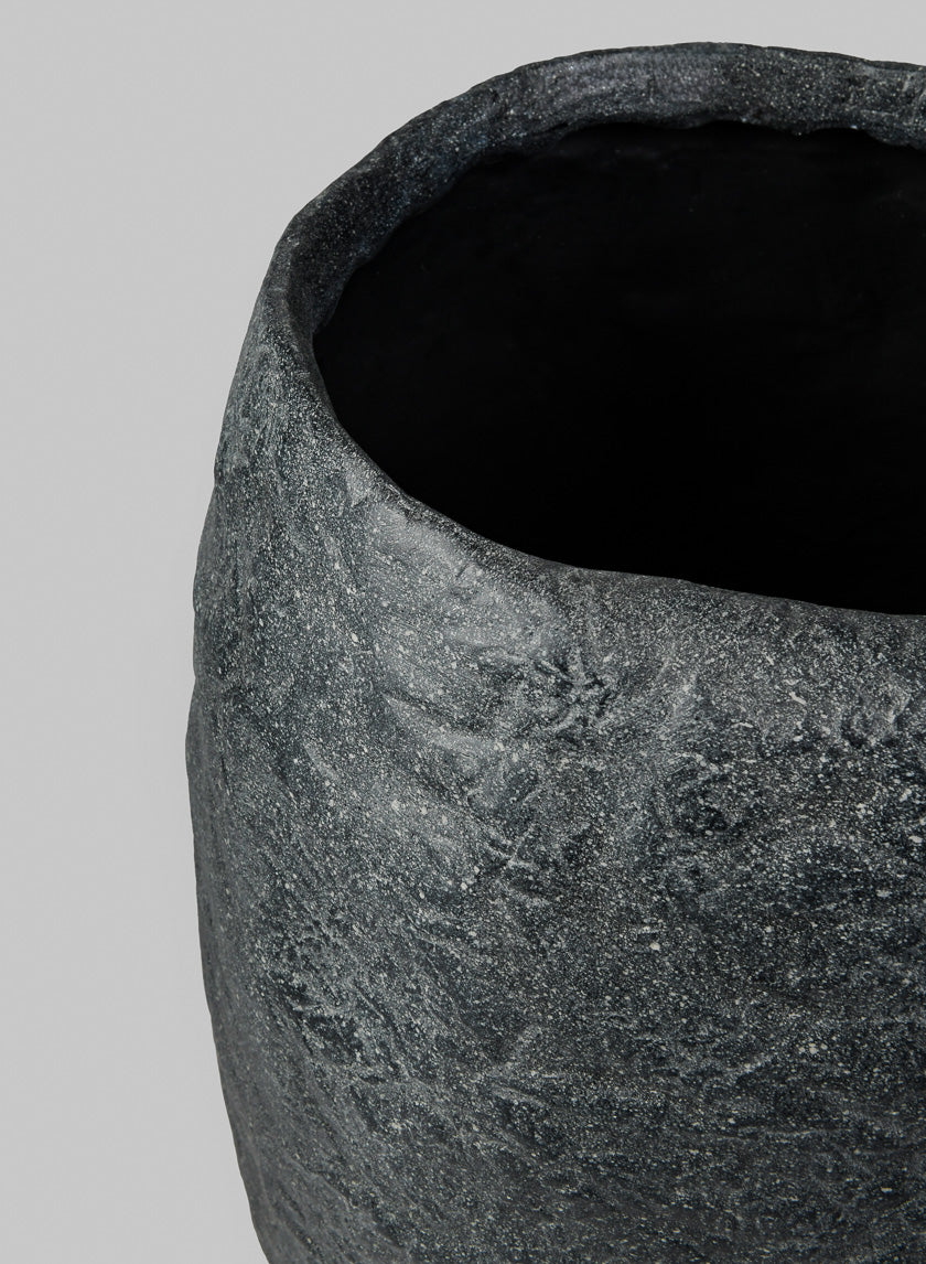 23in Tall Shirak Poly-Stone Rough Black Tall Planter Decor Jamaligarden