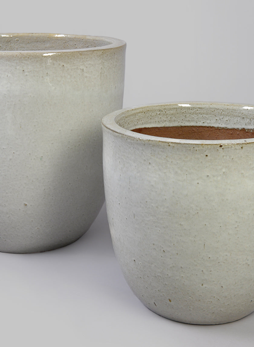 Belize Egg Clay &amp; Ceramic Planter, Cloud White Decor Jamaligarden