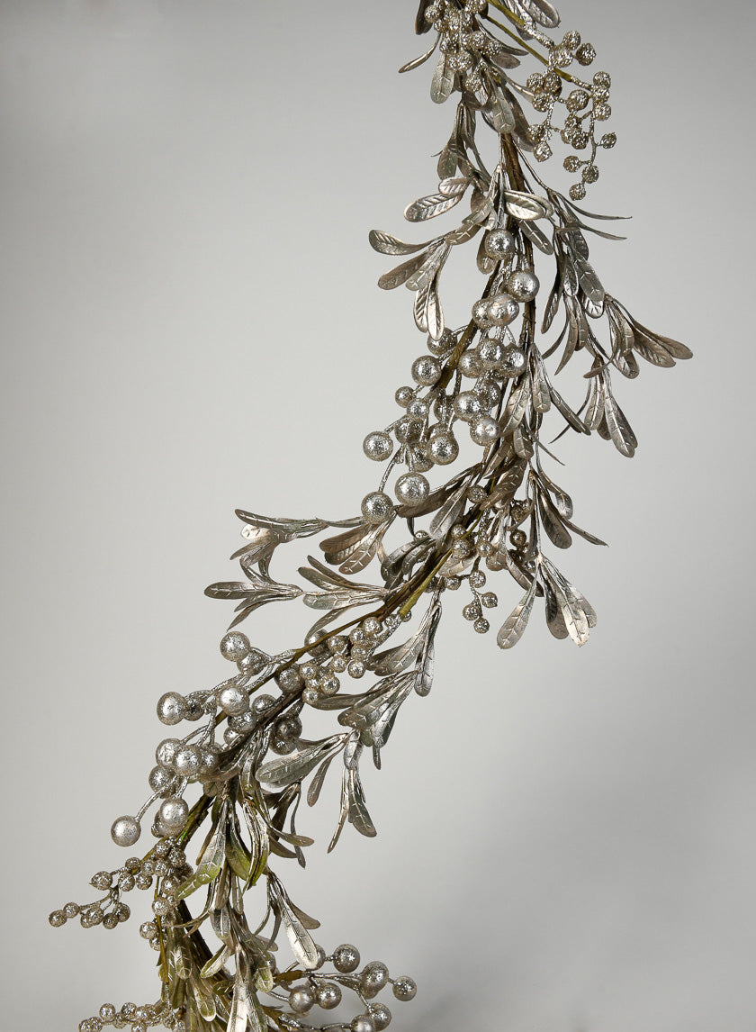 56in Long Champagne Leaf & Glitter Berry Garland Decor Jamaligarden