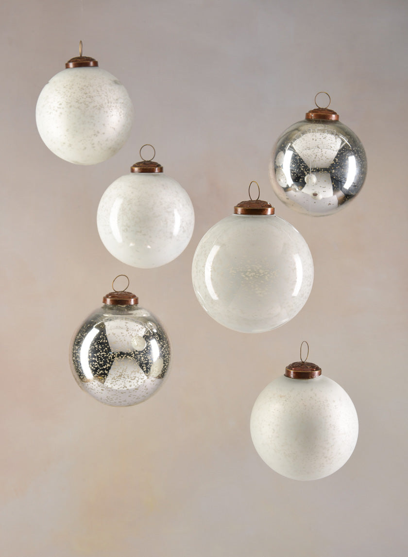 4in Round White &amp; Silver Vintage Glass Ornaments Decor Jamaligarden