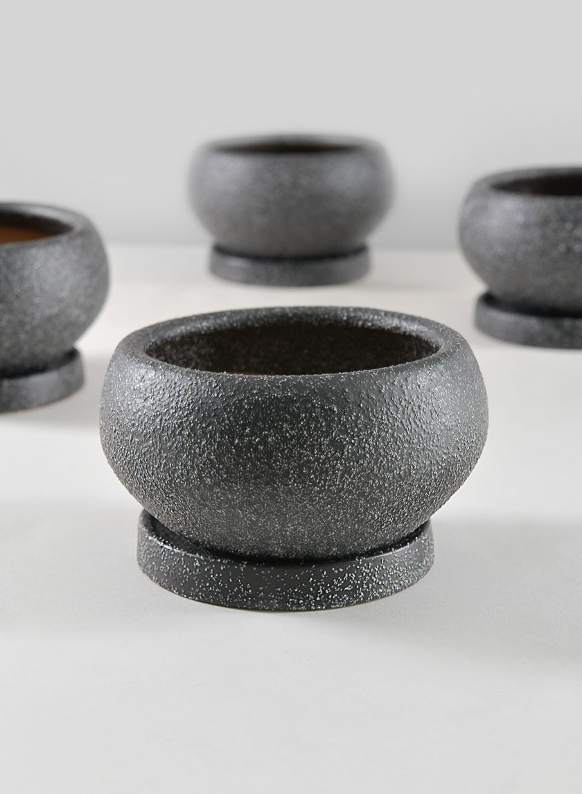 6in Wide Vasteras Sand Black Low Ceramic Pot with Saucer Decor Jamaligarden