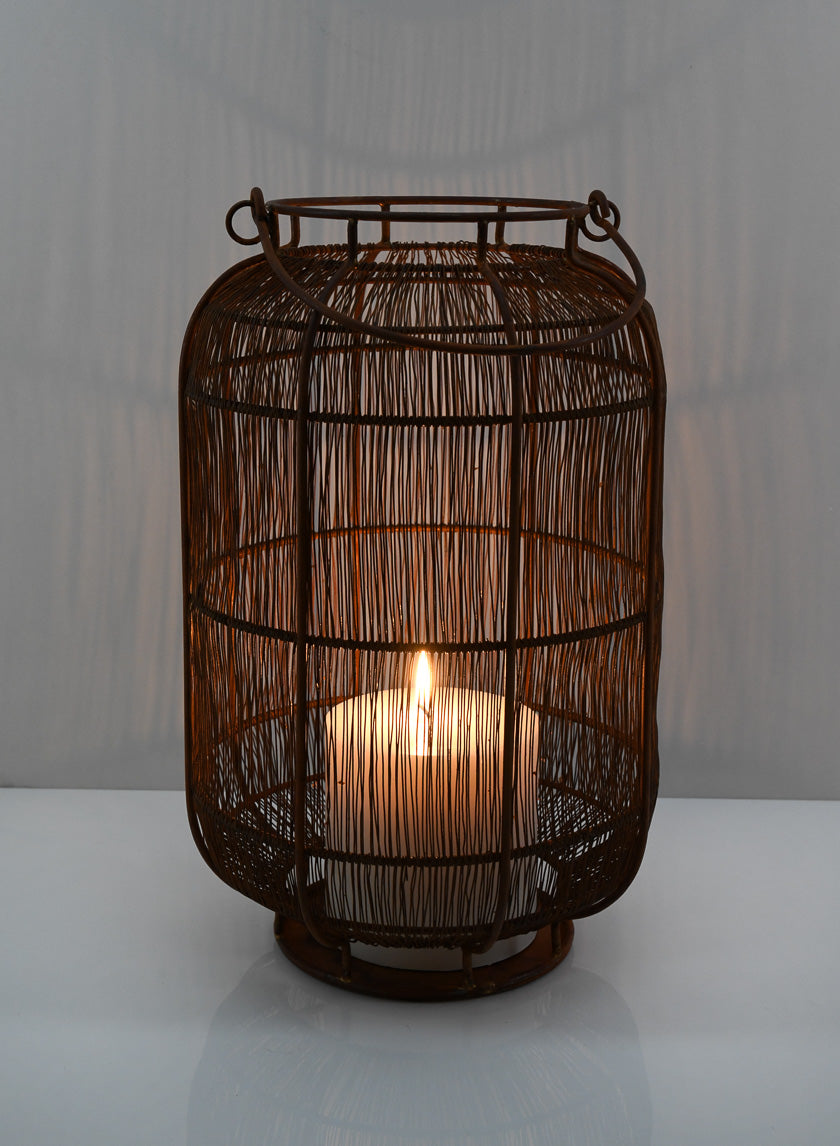 13.5in Tall Bordeaux Barn Rust Look Wired Lantern Decor Jamaligarden