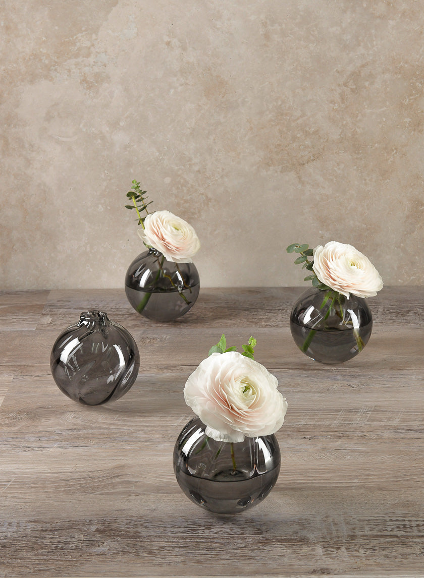 4in Wide Veroce Smoke Ball Glass Vase, Mini Decor Jamaligarden