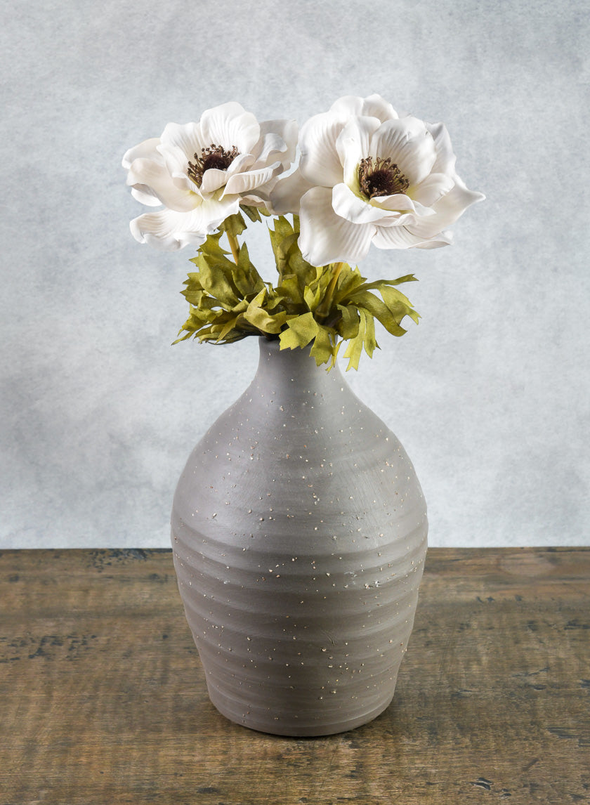 9in Tall Imari Aged Black Artisan Vase Decor Jamaligarden