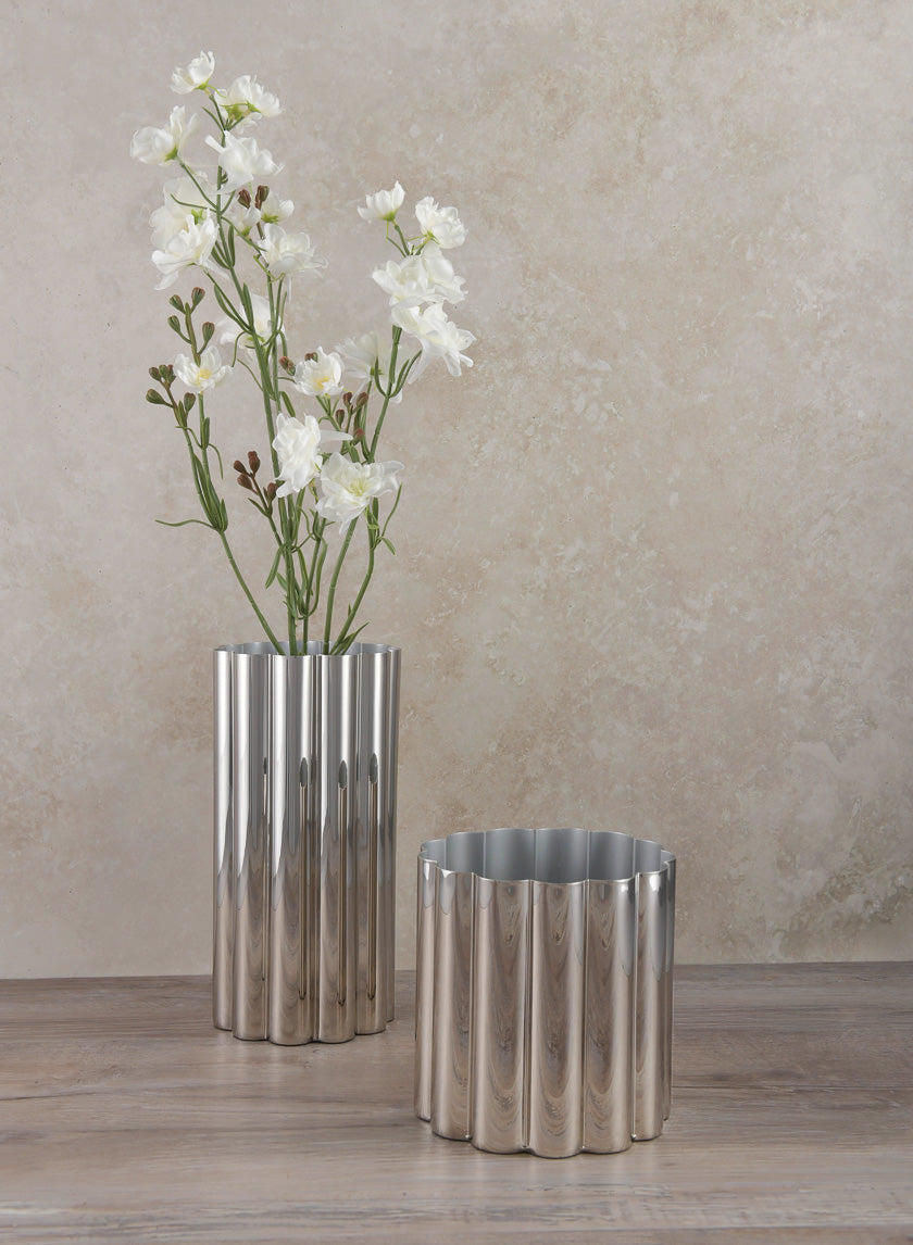 6in Tall Nuage Silver Stainless Steel Vase Decor Jamaligarden