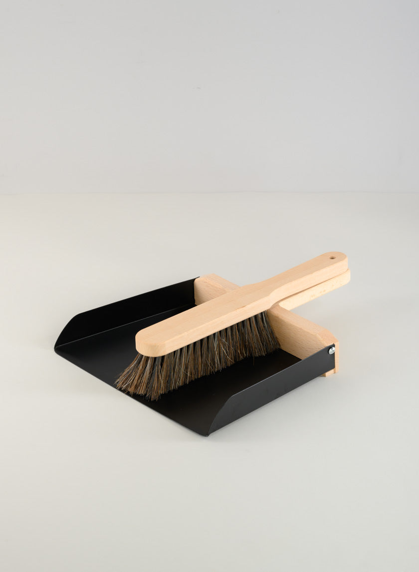 Dust Pan & Brush Set - With Magnets Decor Jamaligarden