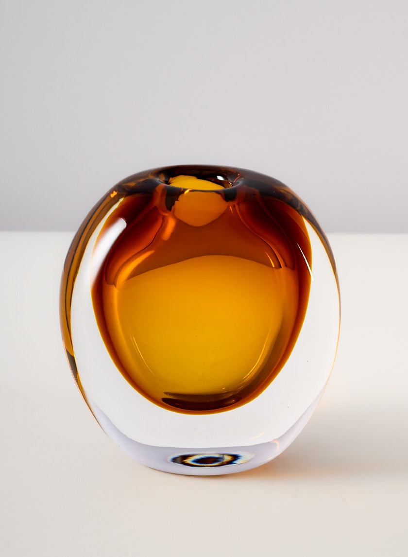 5.5in Tall Norvege Clear and Amber Glow Hand Blown Short Glass Vase Decor Jamaligarden