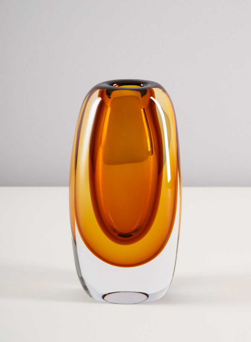 8.5in Tall Norvege Clear and Amber Glow Hand Blown Glass Vase Decor Jamaligarden