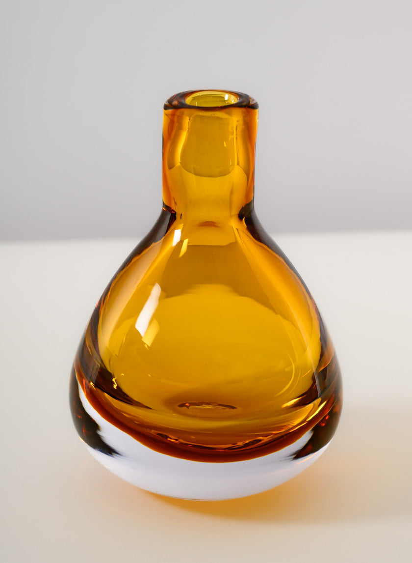 4.5in Tall Muran Amber Glow Hand Bown Deco Glass Vase, Mini Decor Jamaligarden