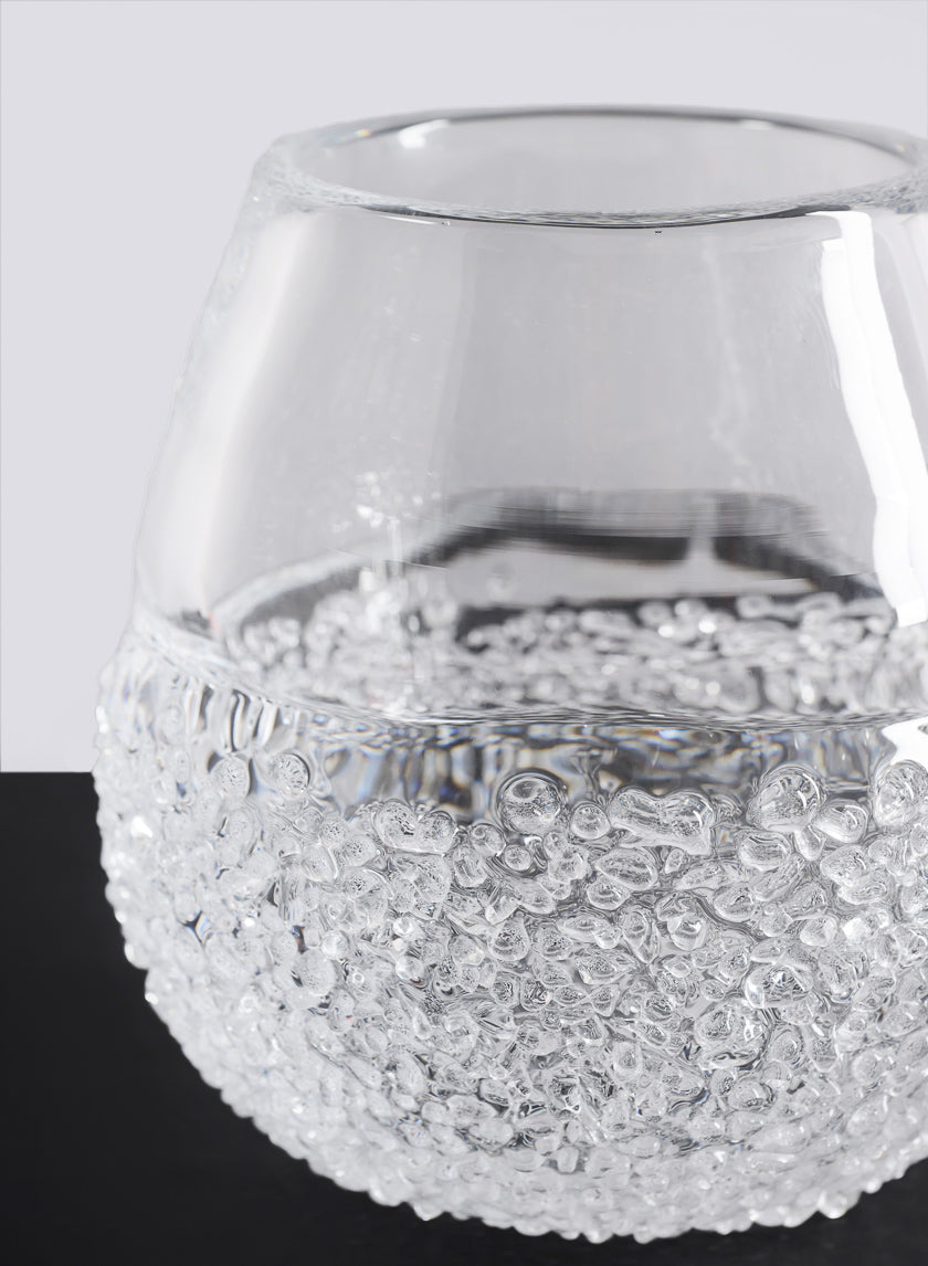 6.25in Tall Winterthur Ice Look Hand Blown Crystal Glass Vase Decor Jamaligarden