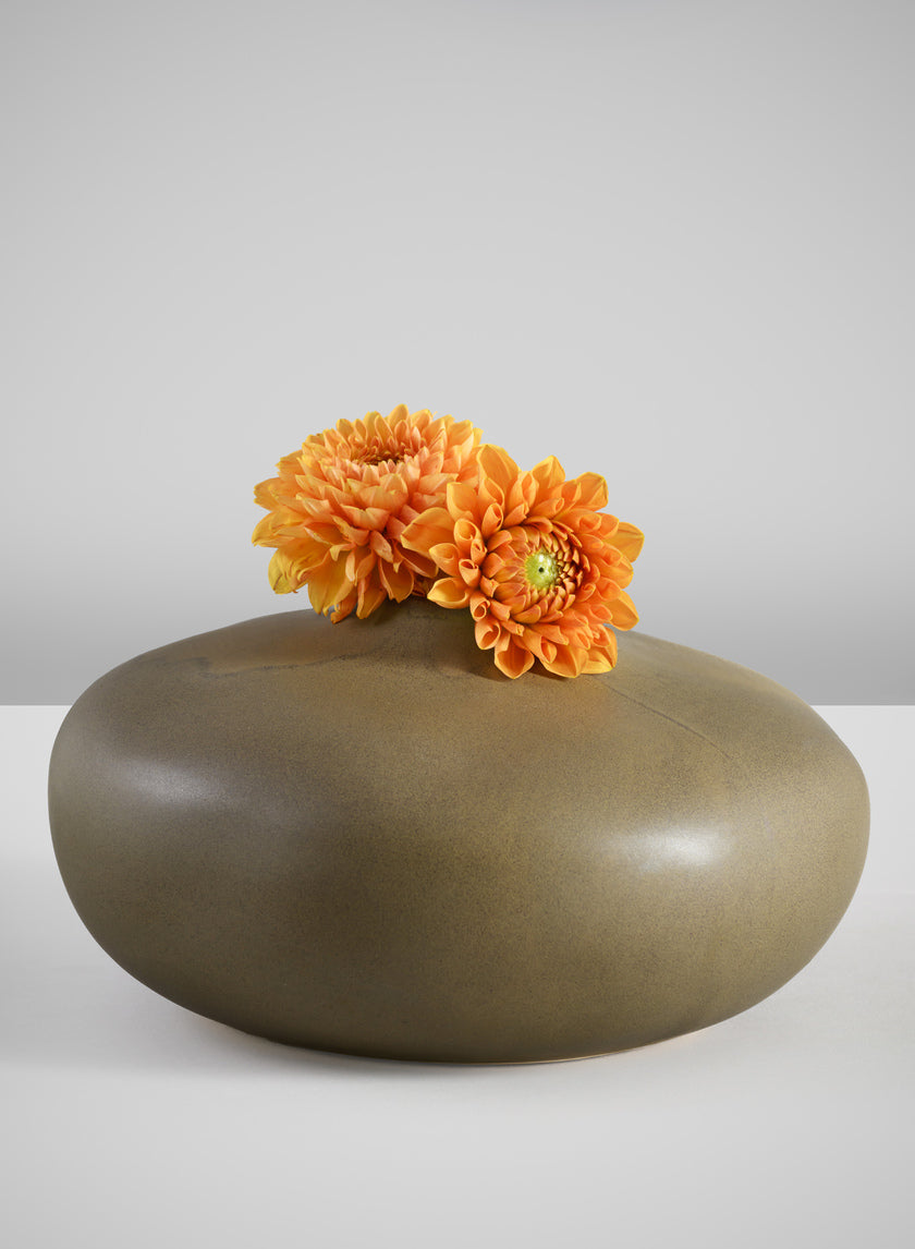 7in Wide Atelier Nature Tan Short Ceramic Vase Decor Jamaligarden