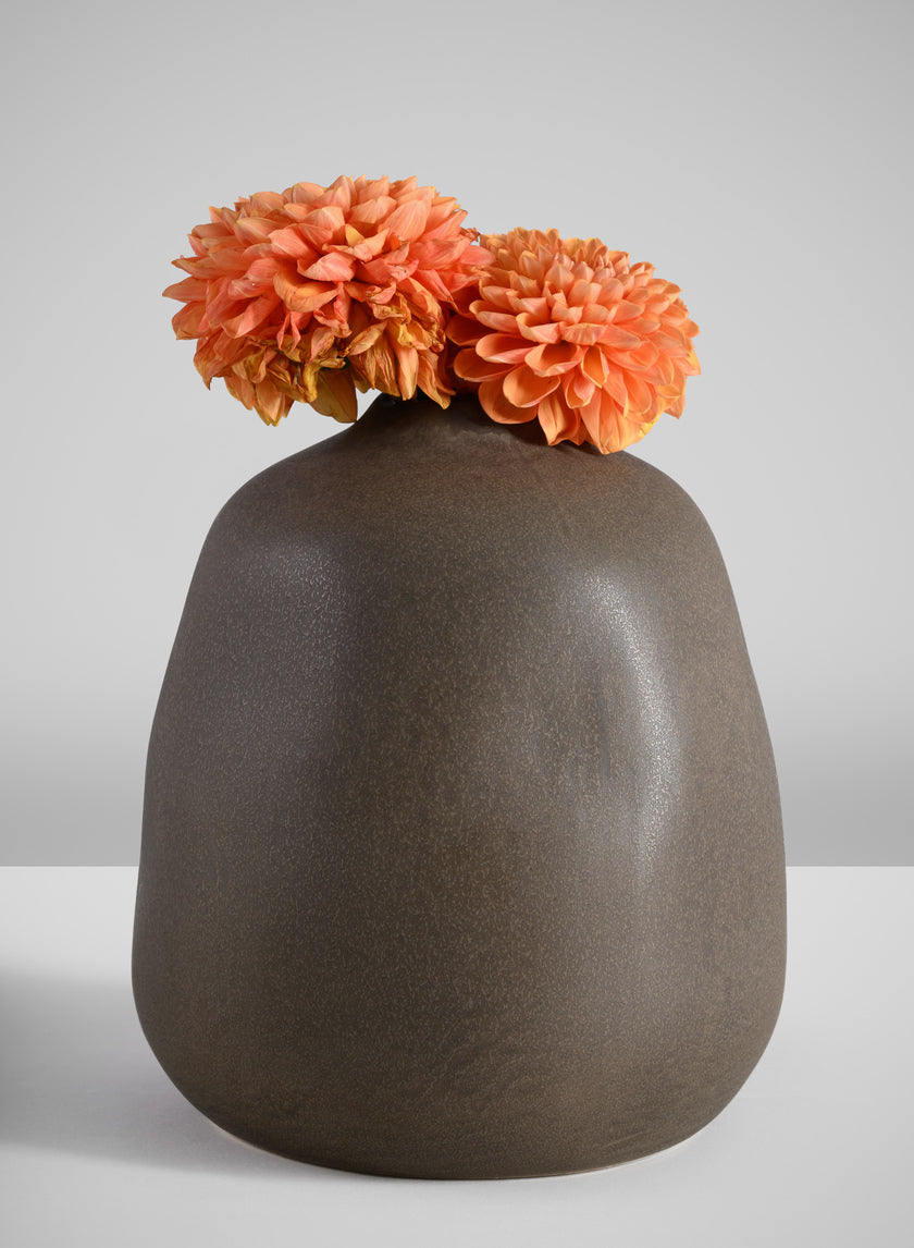 7.5in Tall Atelier Nature Tan Ceramic Vase Decor Jamaligarden