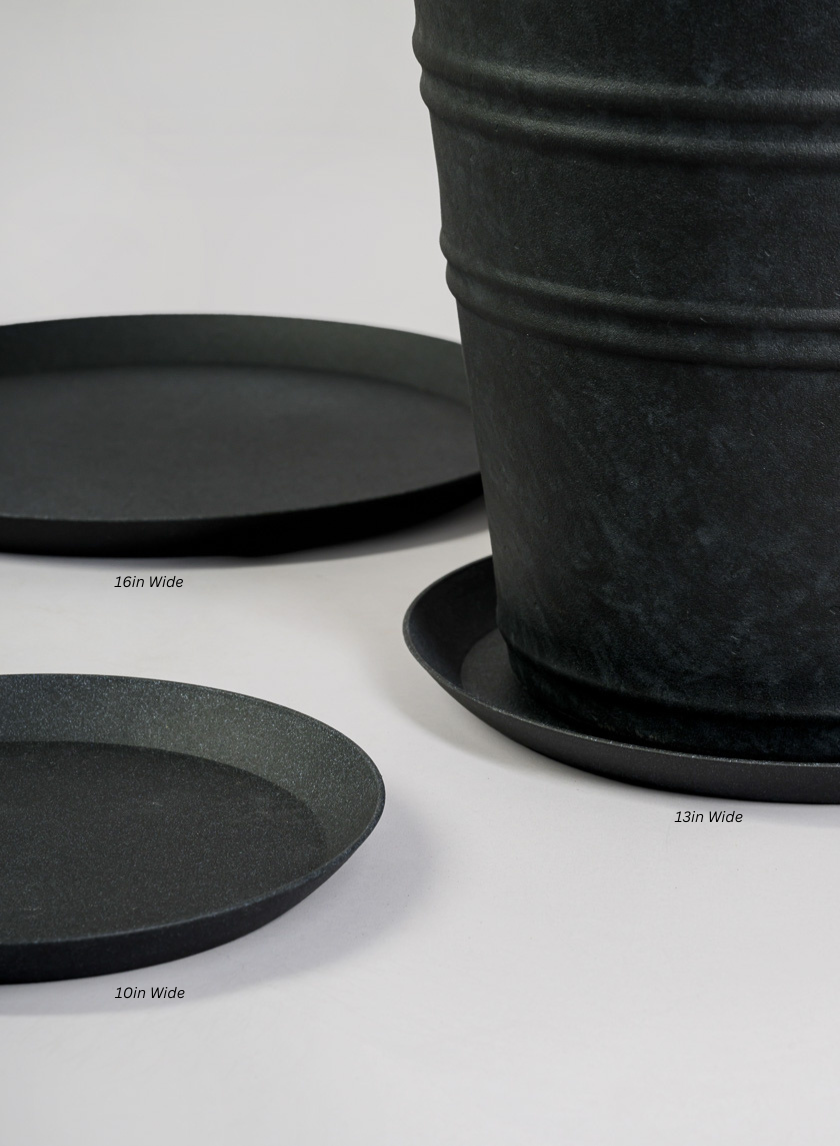 Black Plastic Saucer Decor Jamaligarden