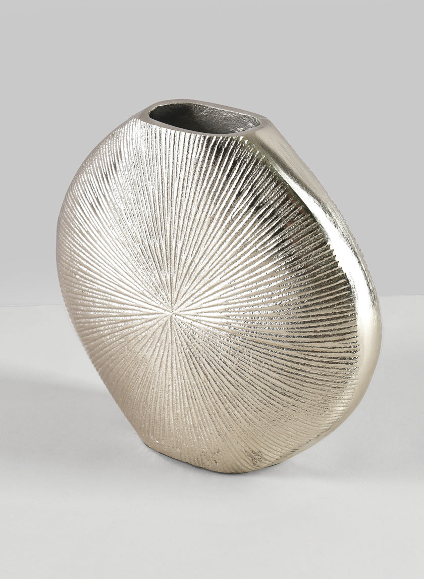 6.5in Wide Aluminum Soleil Silver Tone Vase Decor Jamaligarden