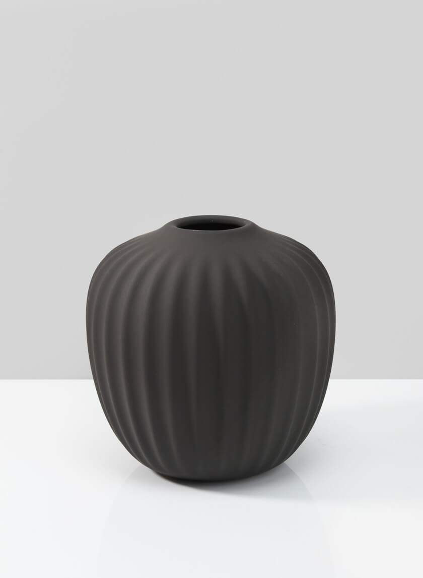 5.5in Tall Oslo Chocolate Deco Vase Decor Jamaligarden